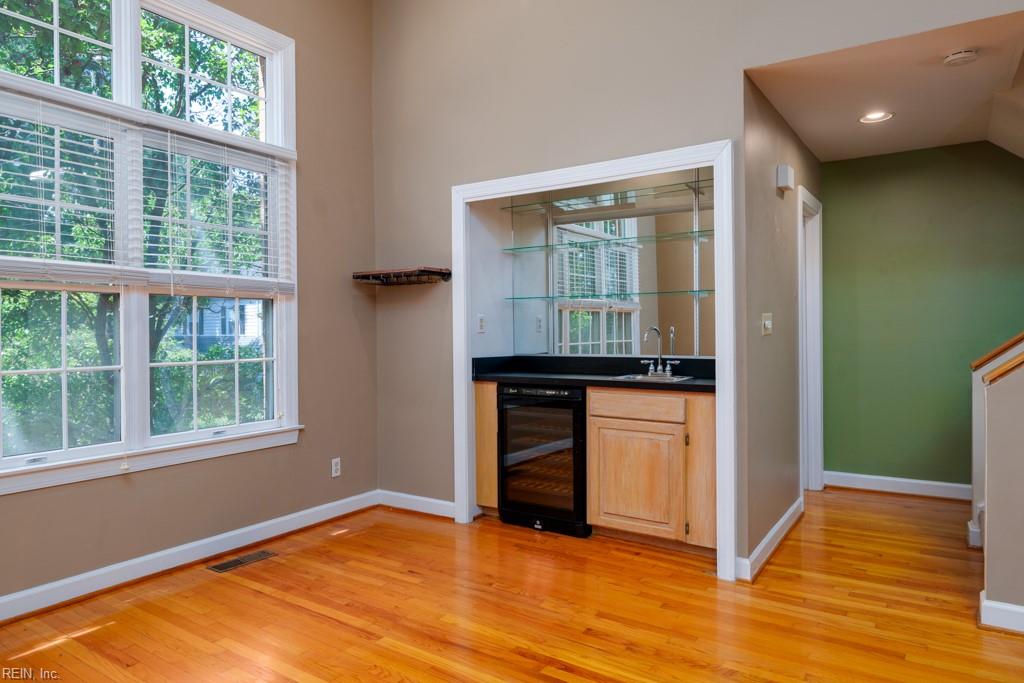 1606 Pasadena Ct Property Photo 22
