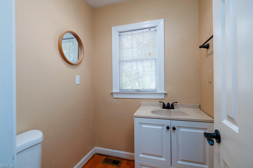 1606 Pasadena Ct Property Photo 24