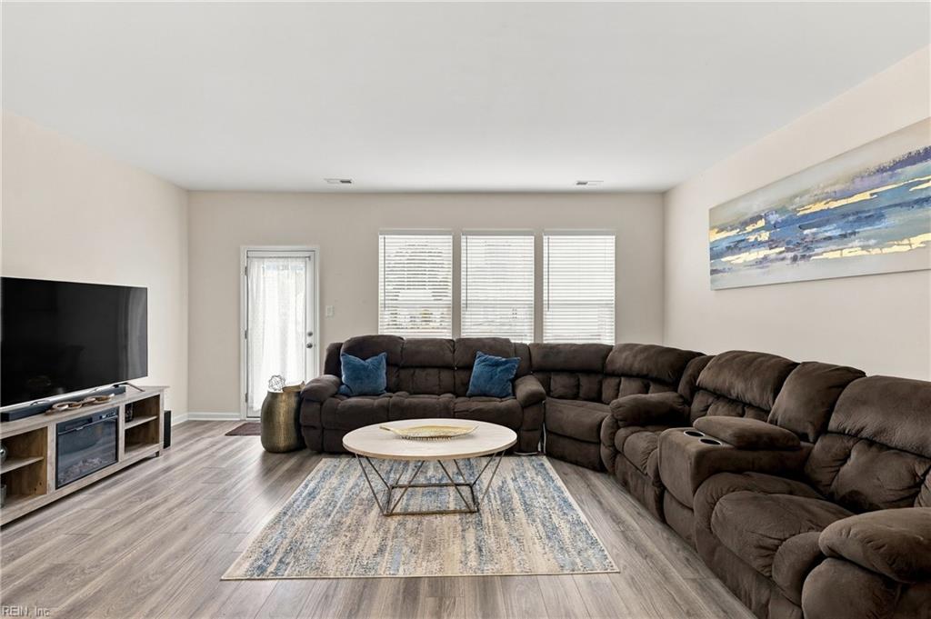 1455 Independence Blvd Property Photo 21