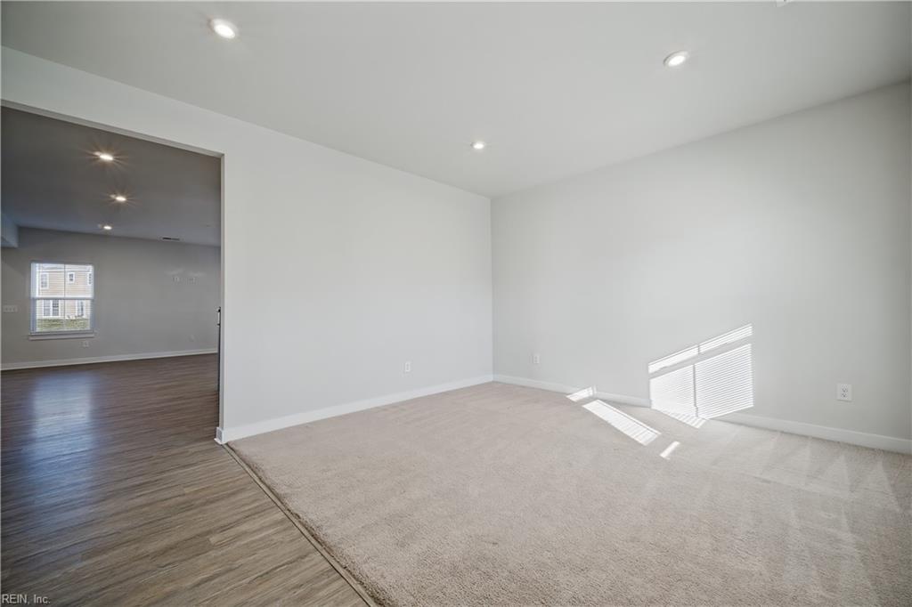 106 Brookside Ln Property Photo 7