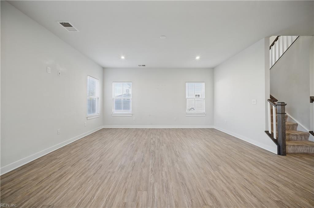 106 Brookside Ln Property Photo 11