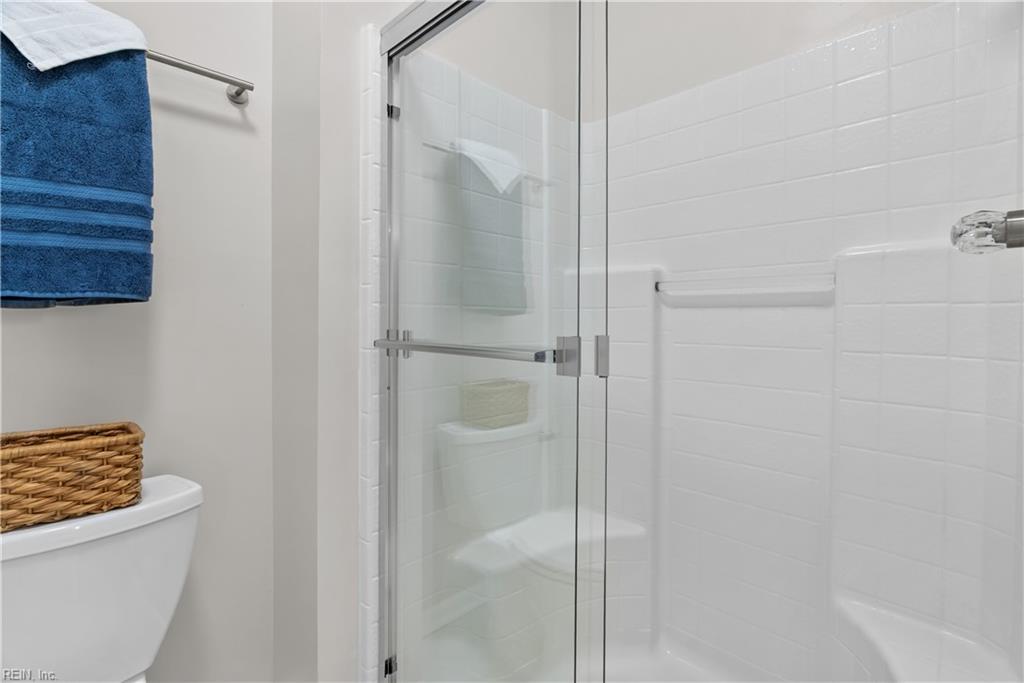 901 Summerfield Cres Property Photo 29