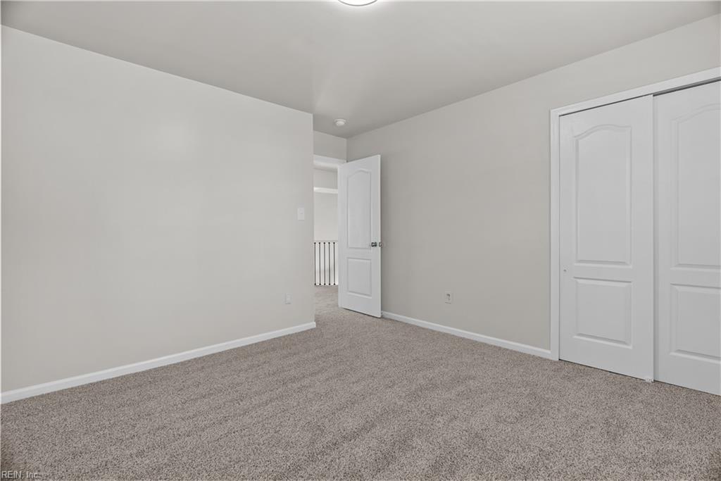 901 Summerfield Cres Property Photo 36