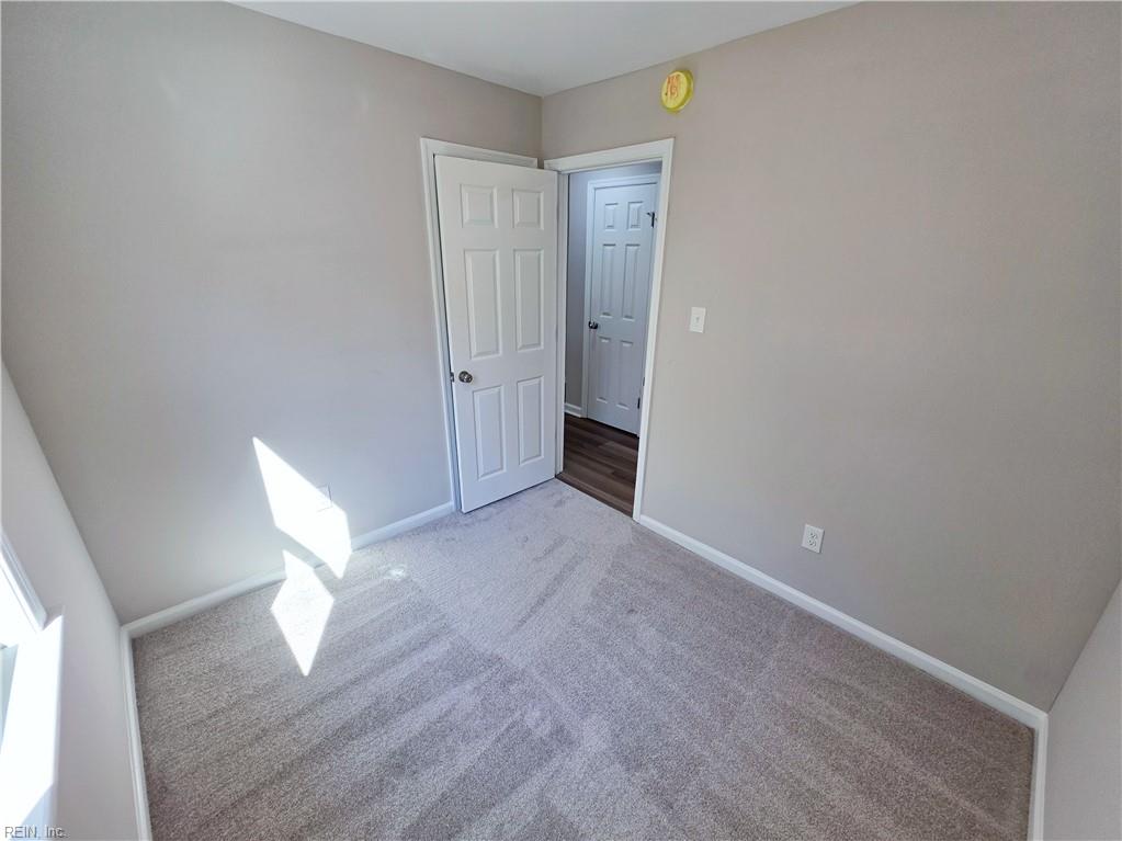107 Rosewood Dr Property Photo 16