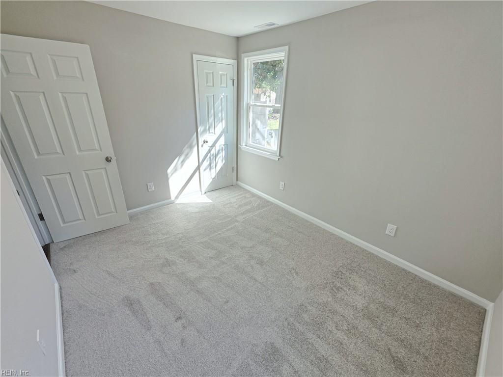 107 Rosewood Dr Property Photo 17