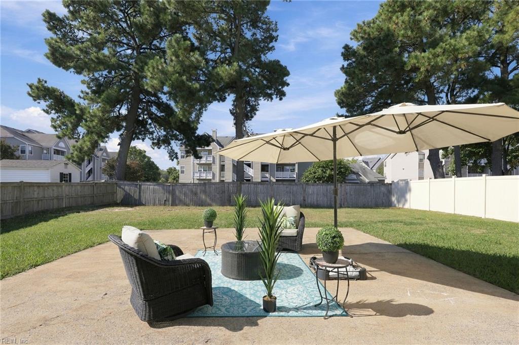 830 Holbrook Dr Property Photo 30