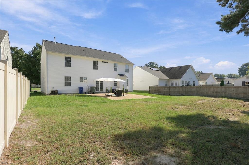830 Holbrook Dr Property Photo 34