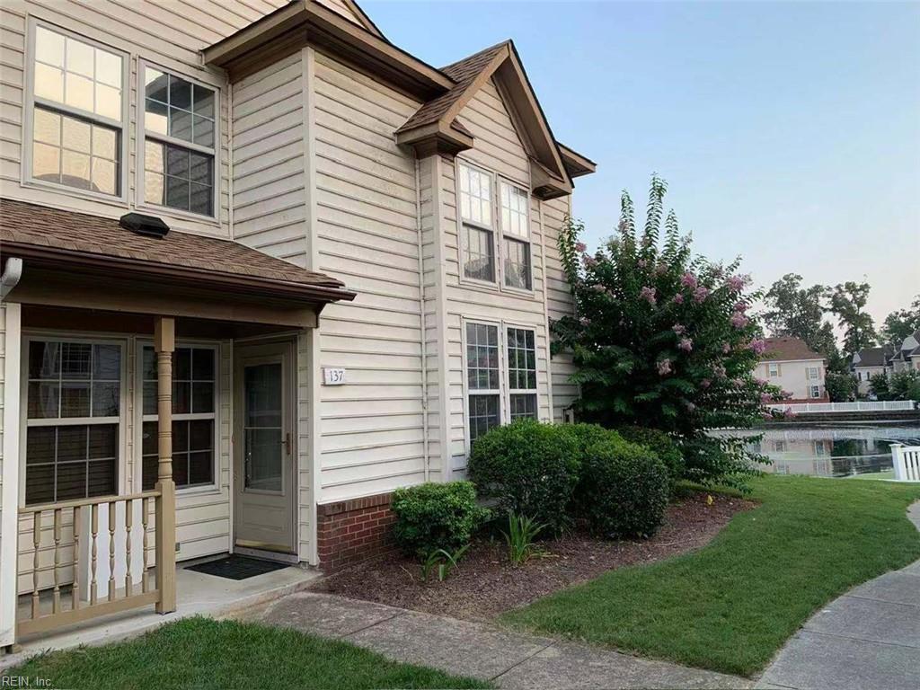 137 Post Oak RD Property Photo 1