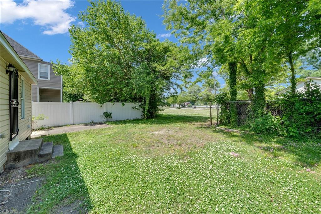 1009 Elkin St Property Photo 17