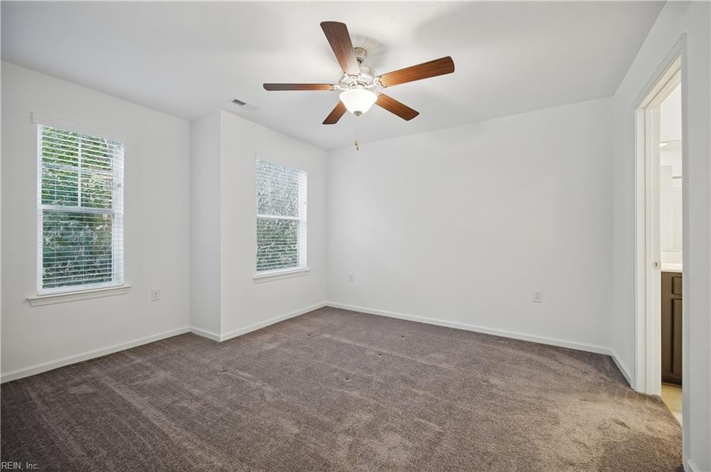 2456 Whitman St Property Photo 21