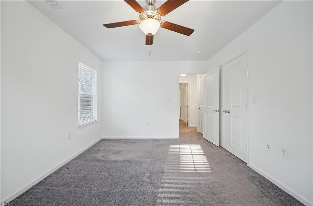 2456 Whitman St Property Photo 25