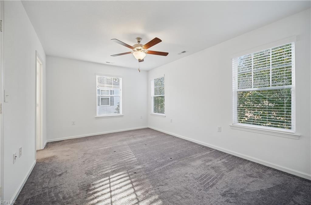 2456 Whitman St Property Photo 26