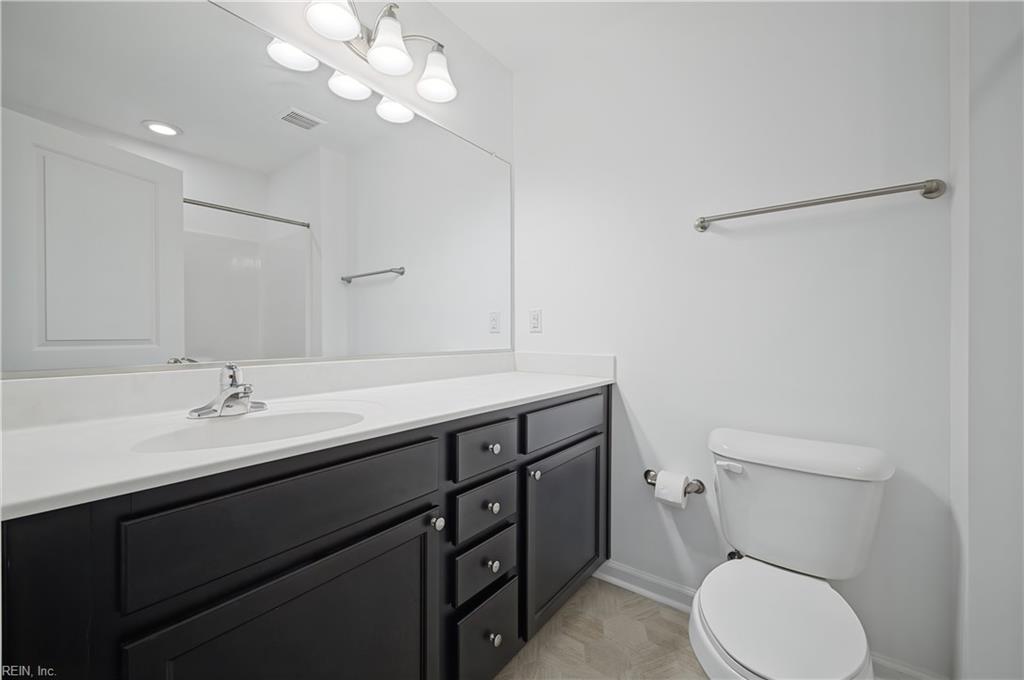 2456 Whitman St Property Photo 31
