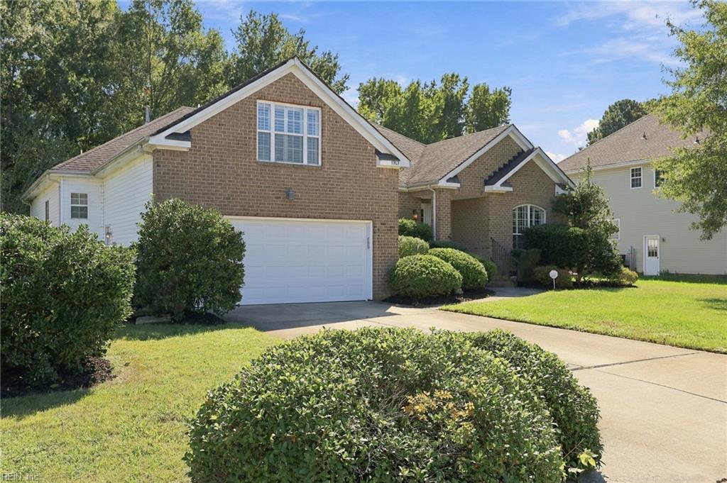 1313 Dominion Lakes Blvd Property Photo 2