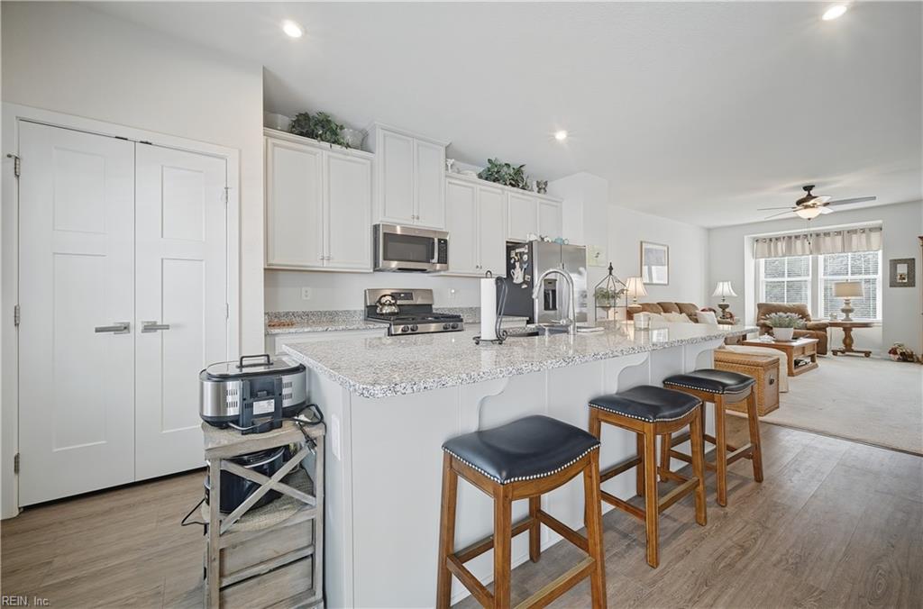 939 Gabion Way Property Photo 11
