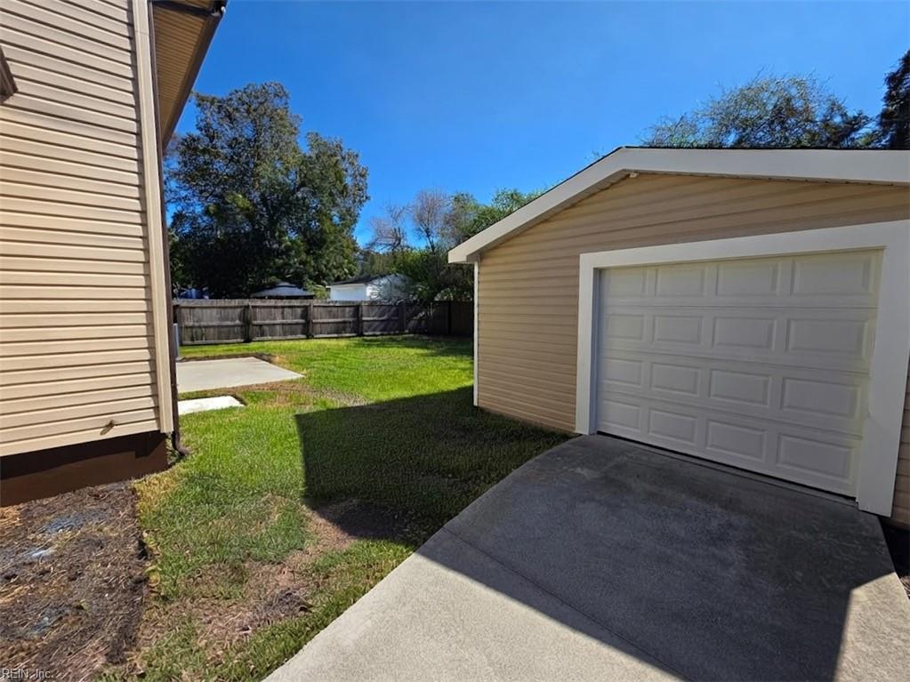 5341 Roslyn Dr Property Photo 23