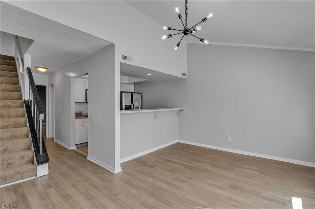 1429 Bridle Creek Blvd Property Photo 15