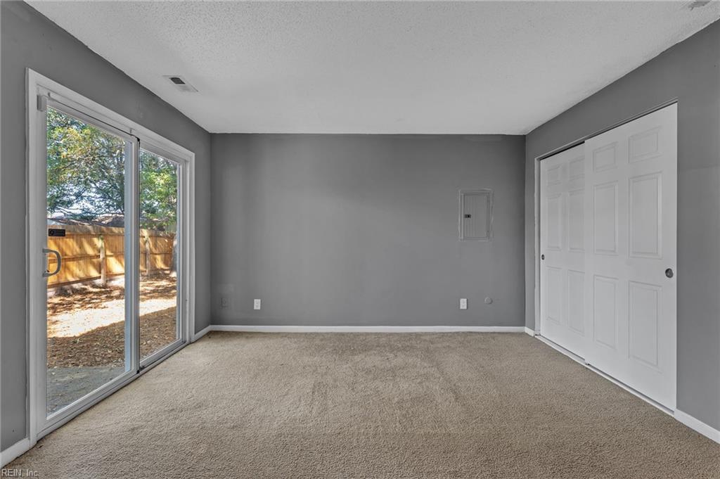 1429 Bridle Creek Blvd Property Photo 26
