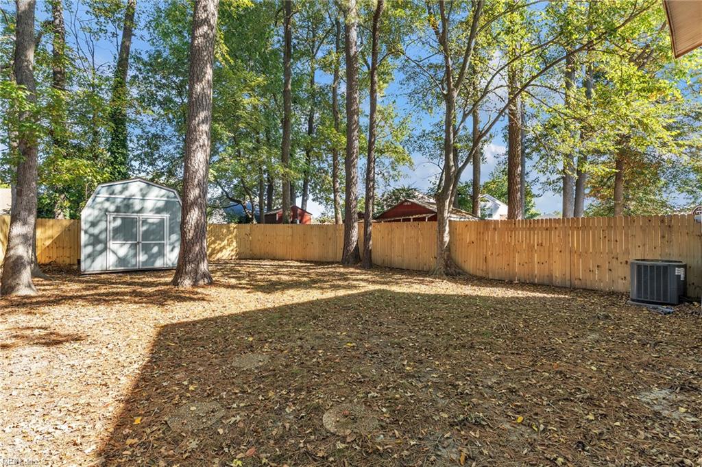 1429 Bridle Creek Blvd Property Photo 42