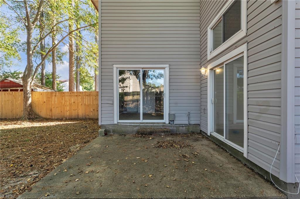 1429 Bridle Creek Blvd Property Photo 47