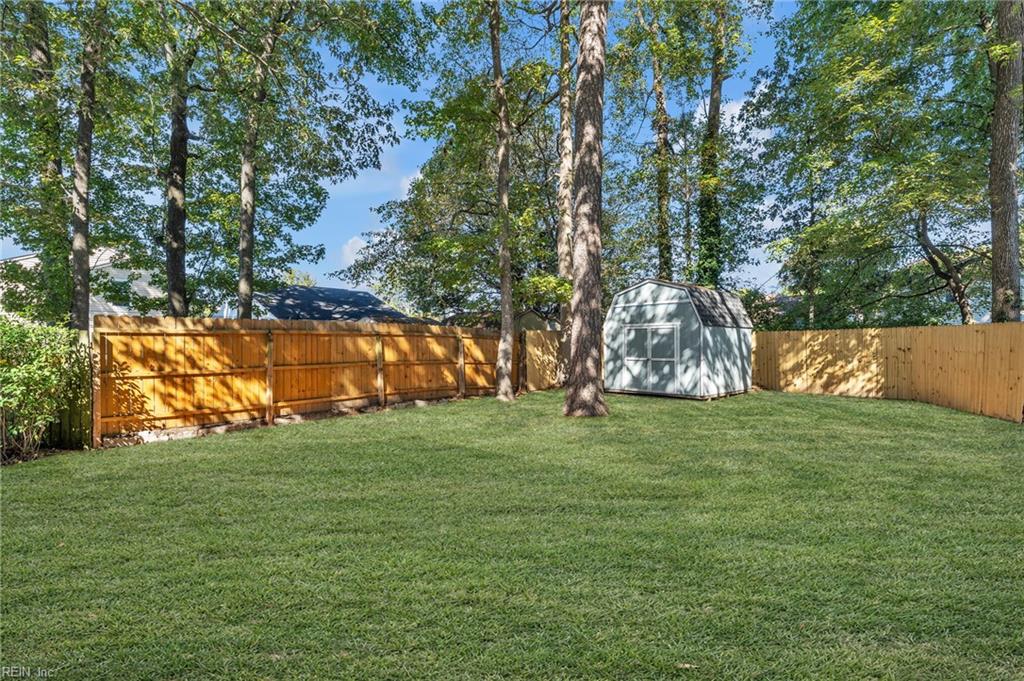 1429 Bridle Creek Blvd Property Photo 48