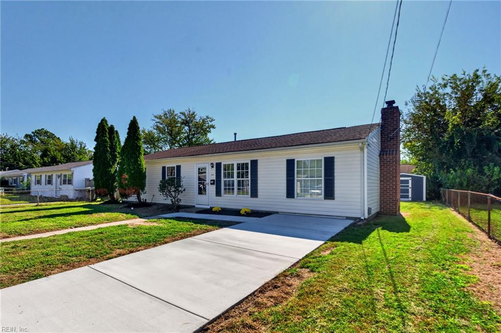 1820 Moger Dr Property Photo 3