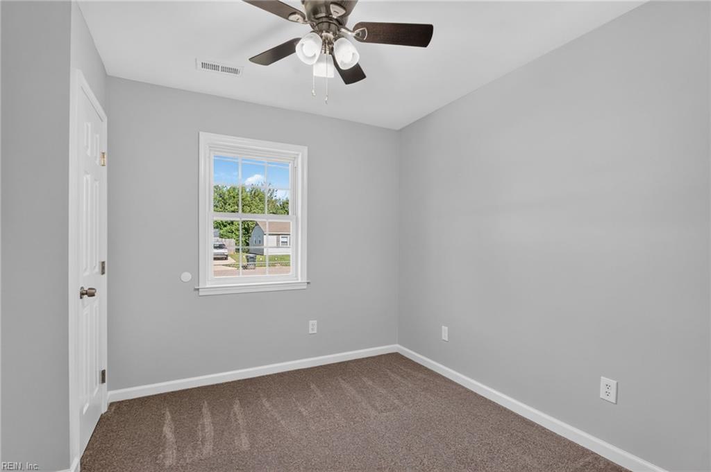 1820 Moger Dr Property Photo 26