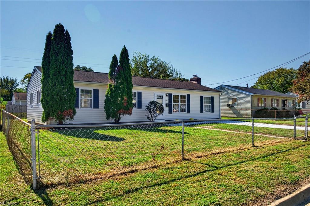 1820 Moger Dr Property Photo 36