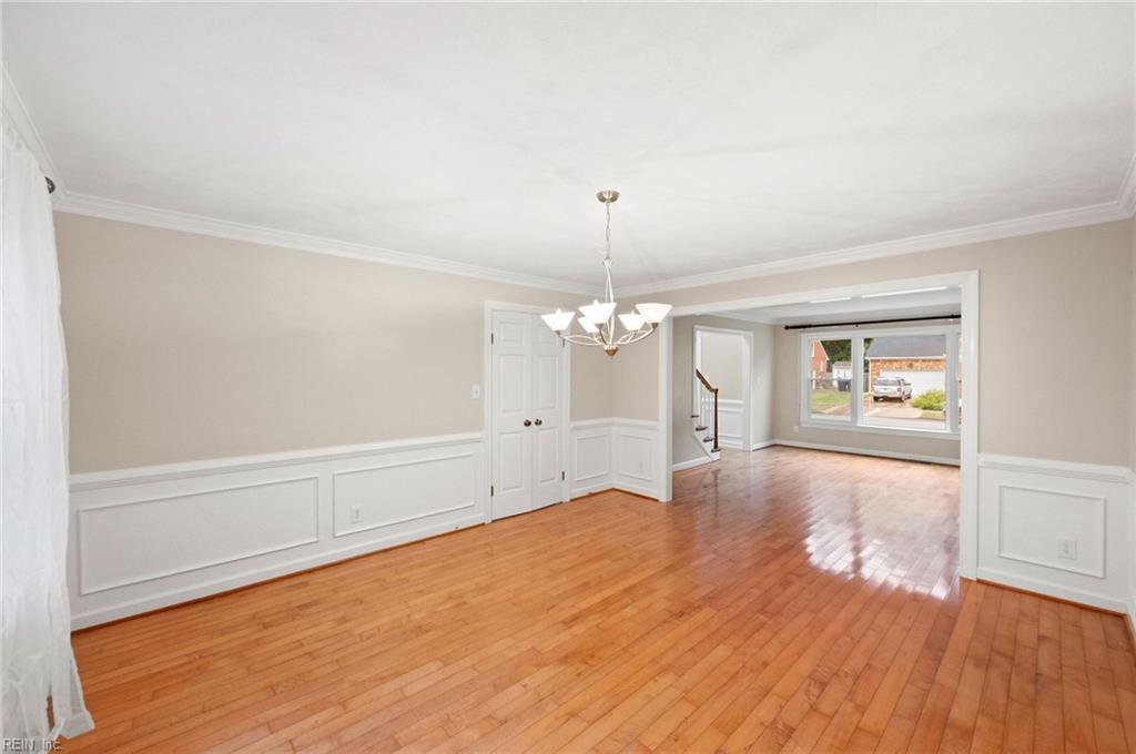 1933 Grey Friars Chse Property Photo 11