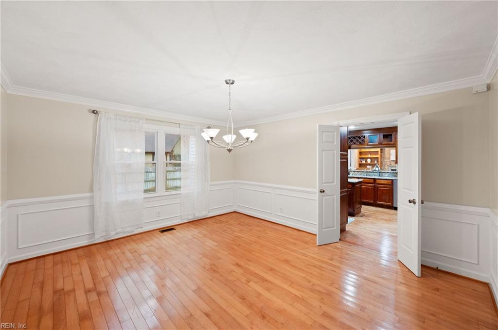 1933 Grey Friars Chse Property Photo 12