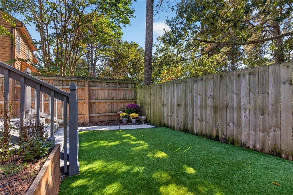2169 Woodlawn Ave Property Photo 42