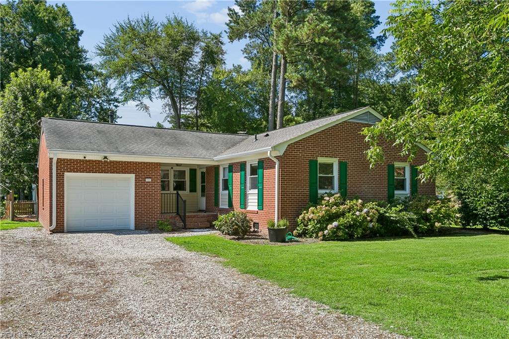 322 Sharon Dr Property Photo 1