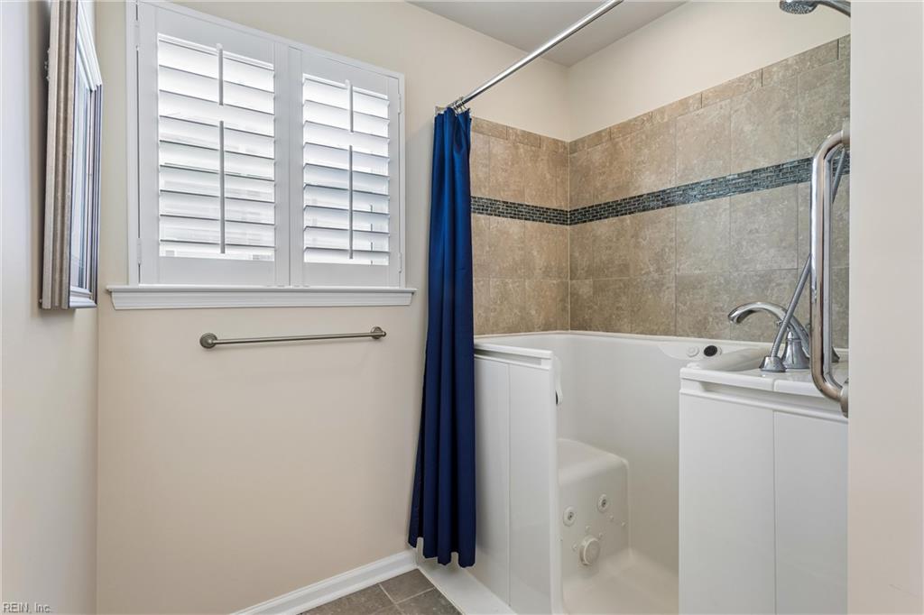 4064 Penzance Pl Property Photo 30