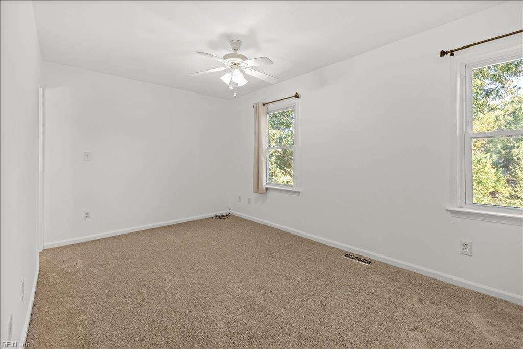 1532 Jameson Dr Property Photo 20
