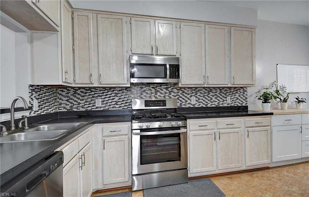 2641 Hartley St Property Photo 4