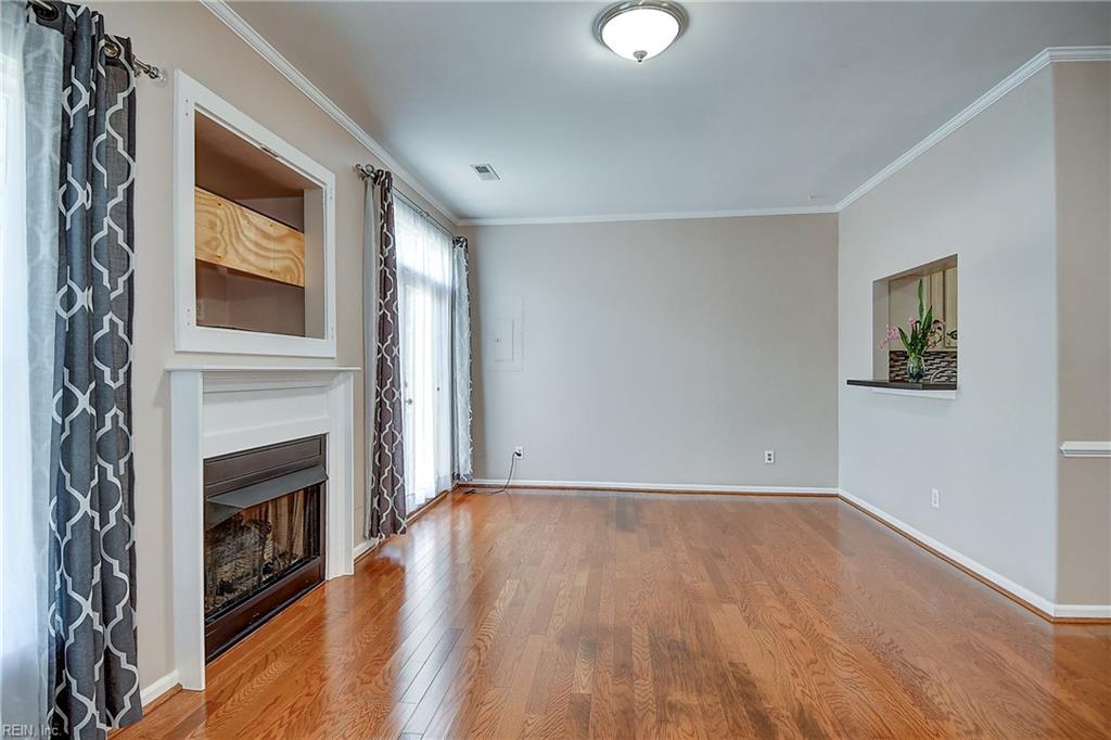 2641 Hartley St Property Photo 6