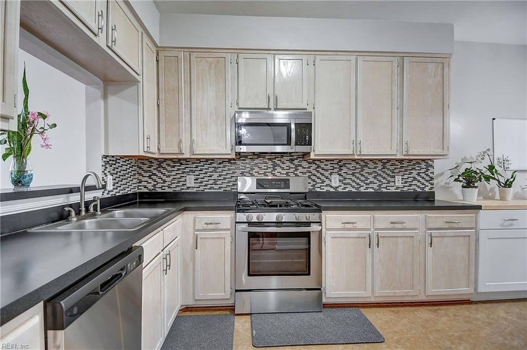 2641 Hartley St Property Photo 11