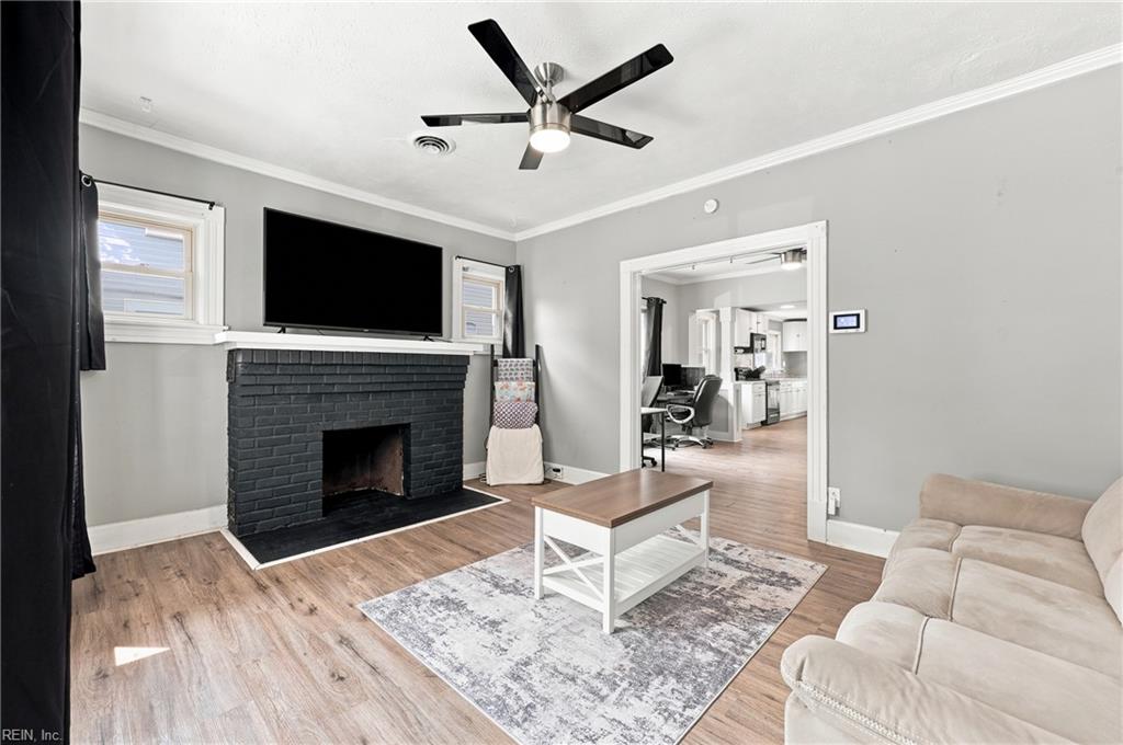 3622 Radford St Property Photo 5