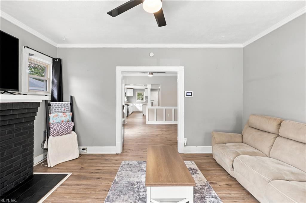 3622 Radford St Property Photo 6