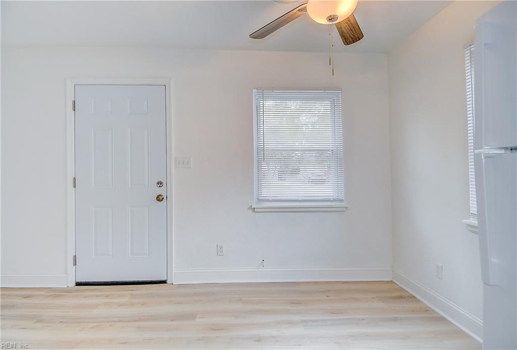 215 Forrest Ave Property Photo 10