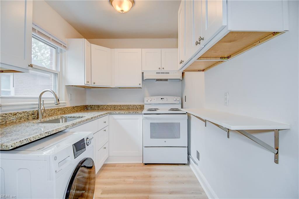 215 Forrest Ave Property Photo 11