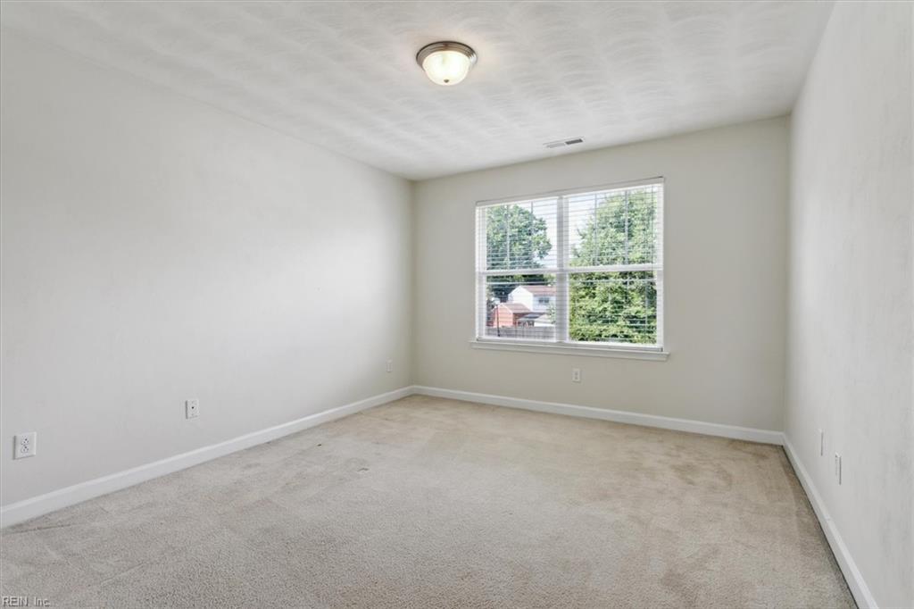1665 Briarfield Rd Property Photo 11