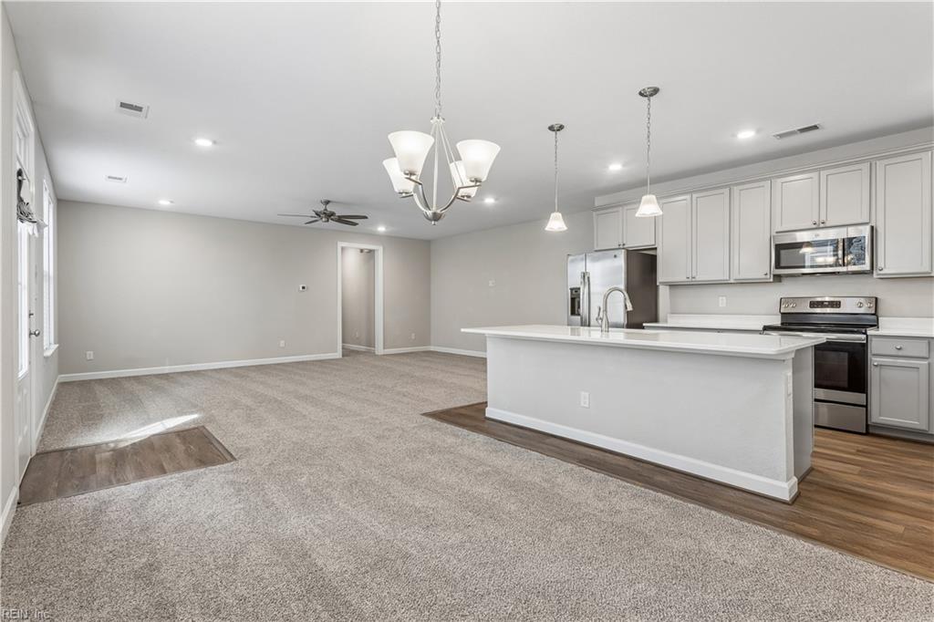 117 Mainsail Loop Property Photo 18