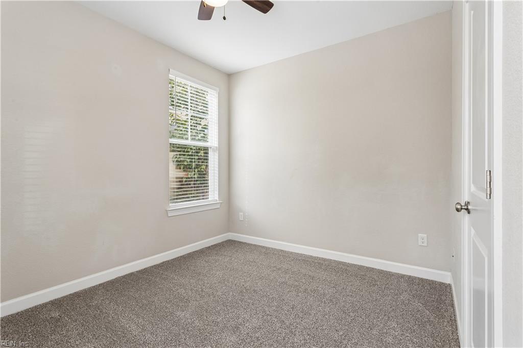 117 Mainsail Loop Property Photo 27