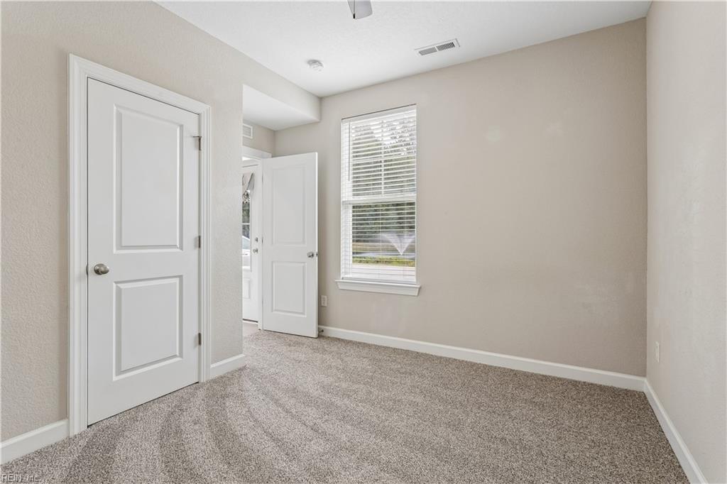 117 Mainsail Loop Property Photo 28