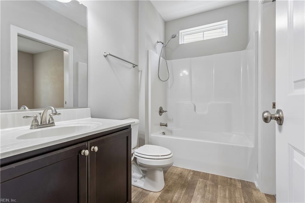 117 Mainsail Loop Property Photo 33