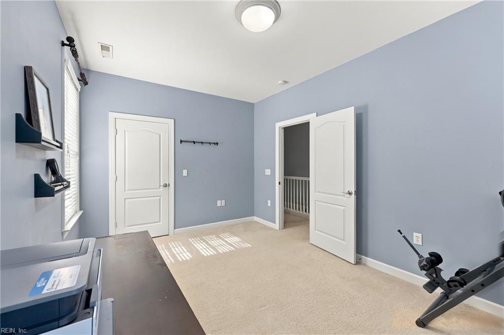 5233 Averham Dr Property Photo 21