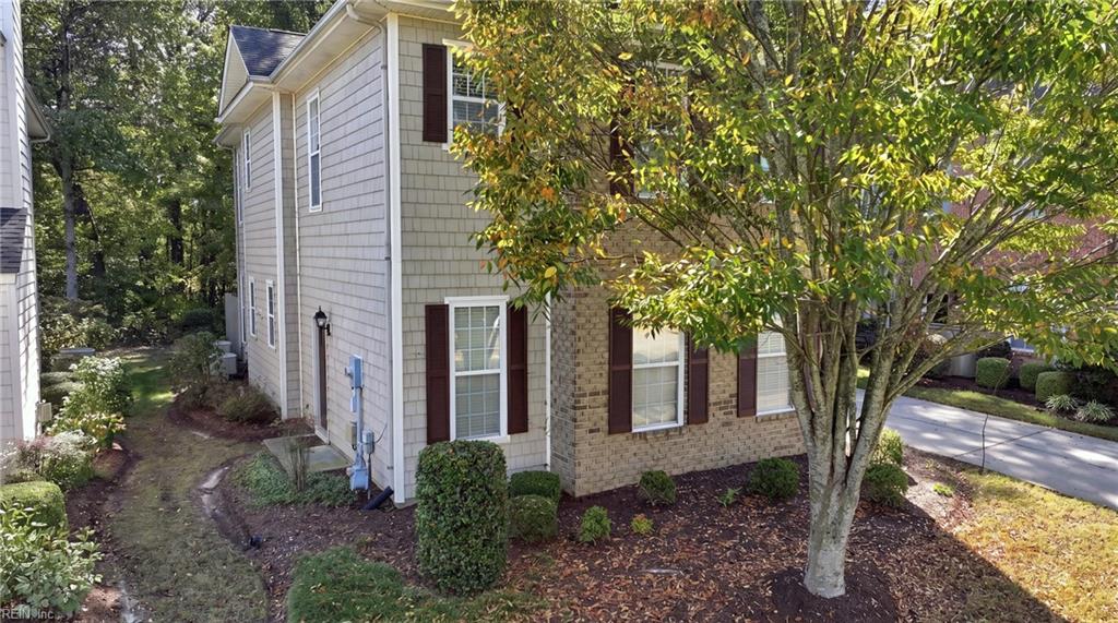5233 Averham Dr Property Photo 37