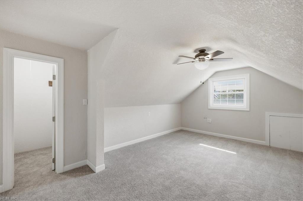 542 Hyde Park Rd Property Photo 32