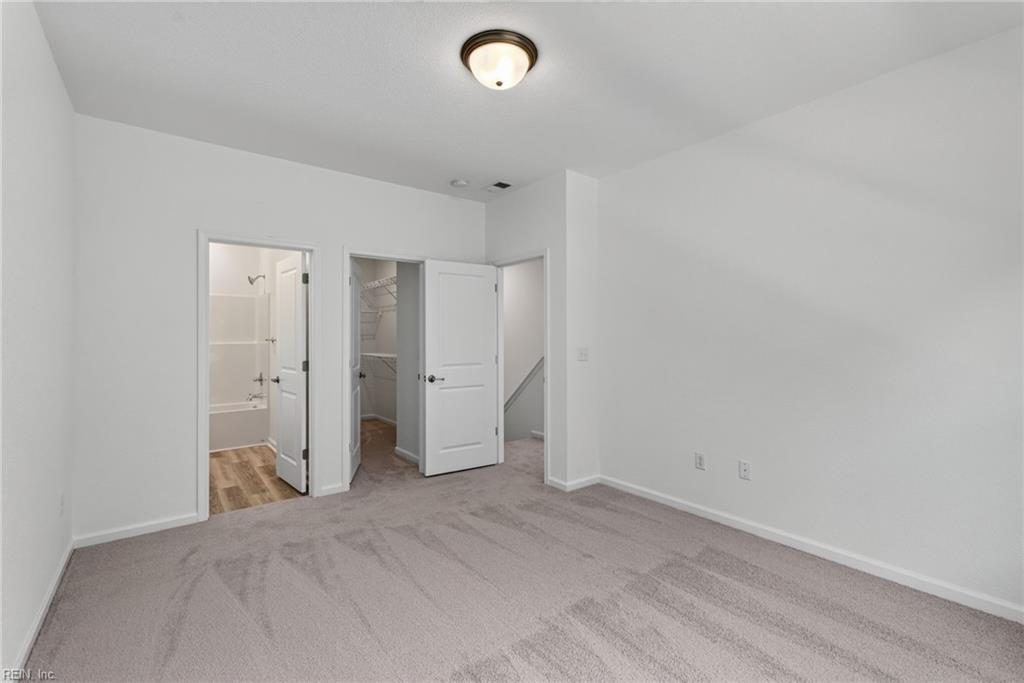 2039 Mango St Property Photo 11
